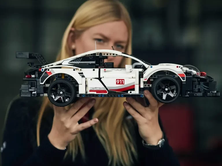 Porsche owner gift 911 LEGO RSR