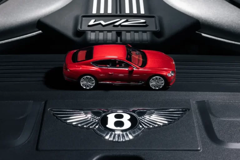 Bentley gift scale models w12